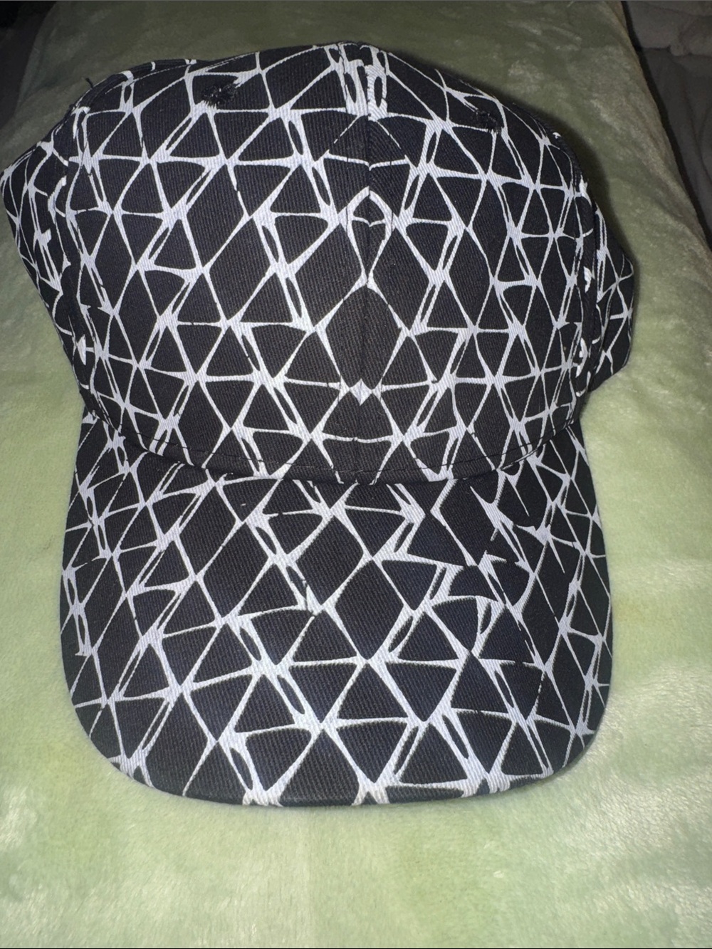 SHEIN NWOT Adjustable Cap with Geometric Print
